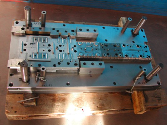 Lisovací nástroje – výroba lisovacího nástroje